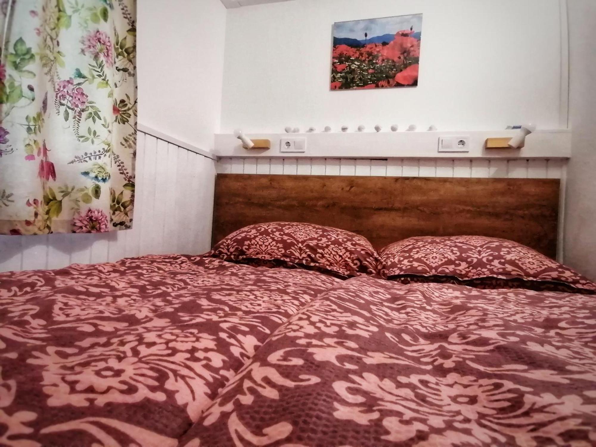 Barkoca Es Szepkilatas Vendeghaz / Cabin Verőcemaros Habitación foto