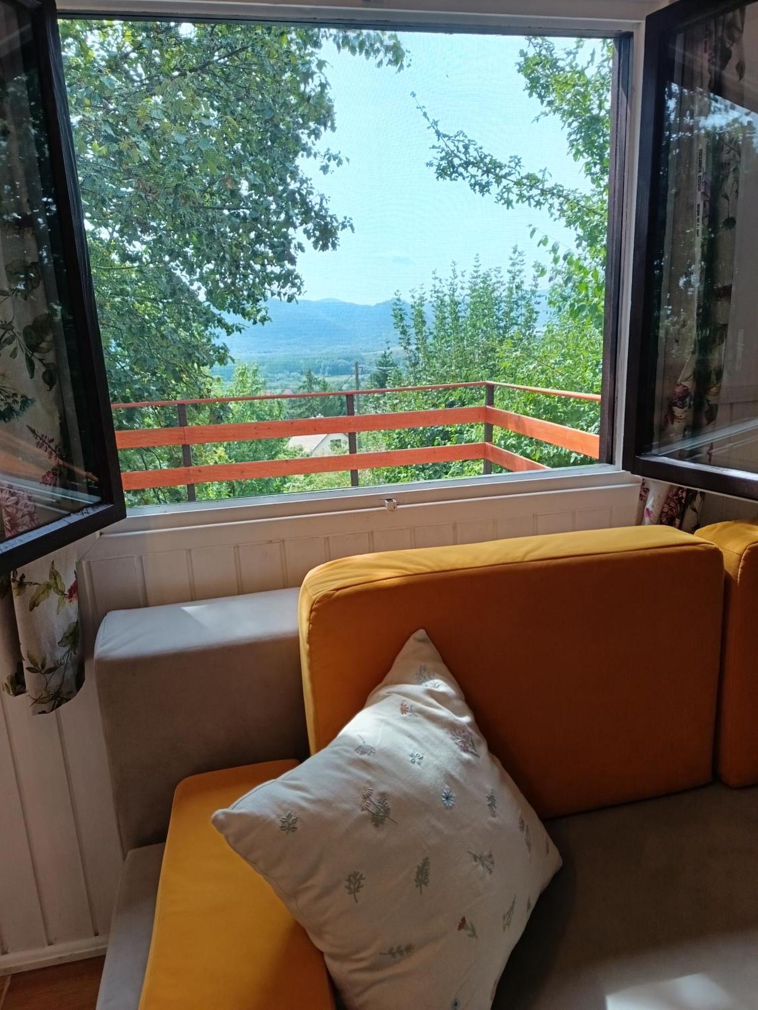 Barkoca Es Szepkilatas Vendeghaz / Cabin Verőcemaros Exterior foto